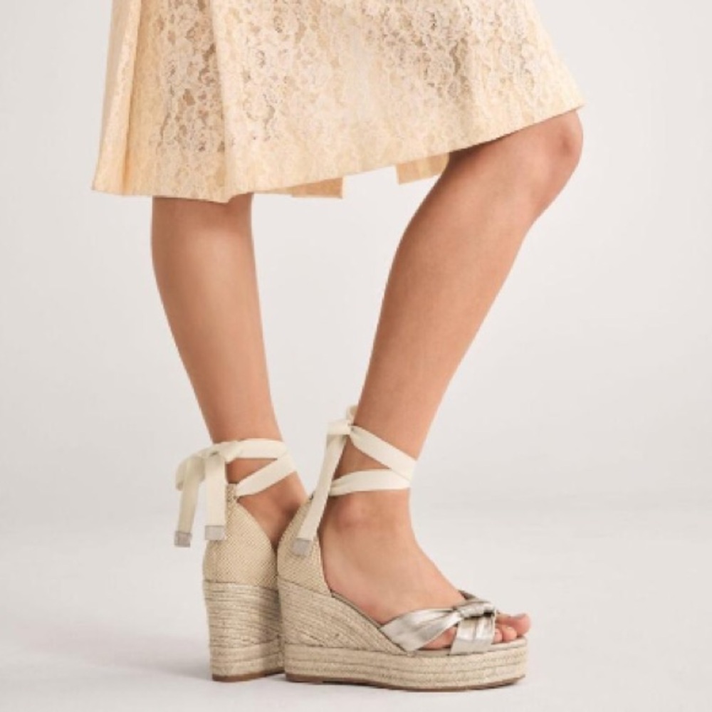Cole Haan Women's 8 Cloudfeel Hampton Wedge Sandals Soft Gold-natural Canvas - Picture 1 of 9